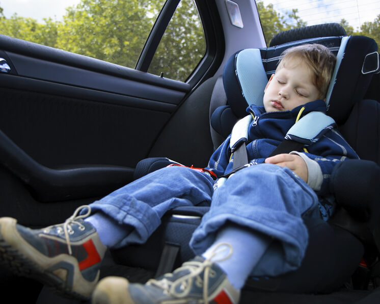 Cuál es el asiento más seguro para la silla del bebé?